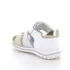 Kislány zárt orrú szandál, fehér-ezüst, 24